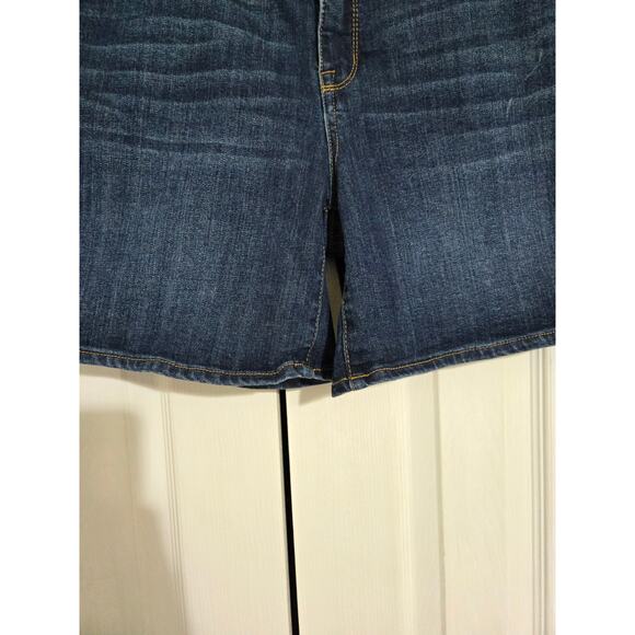 Seven7 size 12 women's weekend shorts - Picture 3 of 11